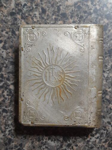 vintage paulus vi pont max small metal box container ornate|VINTAGE METAL ROSARY BOX .